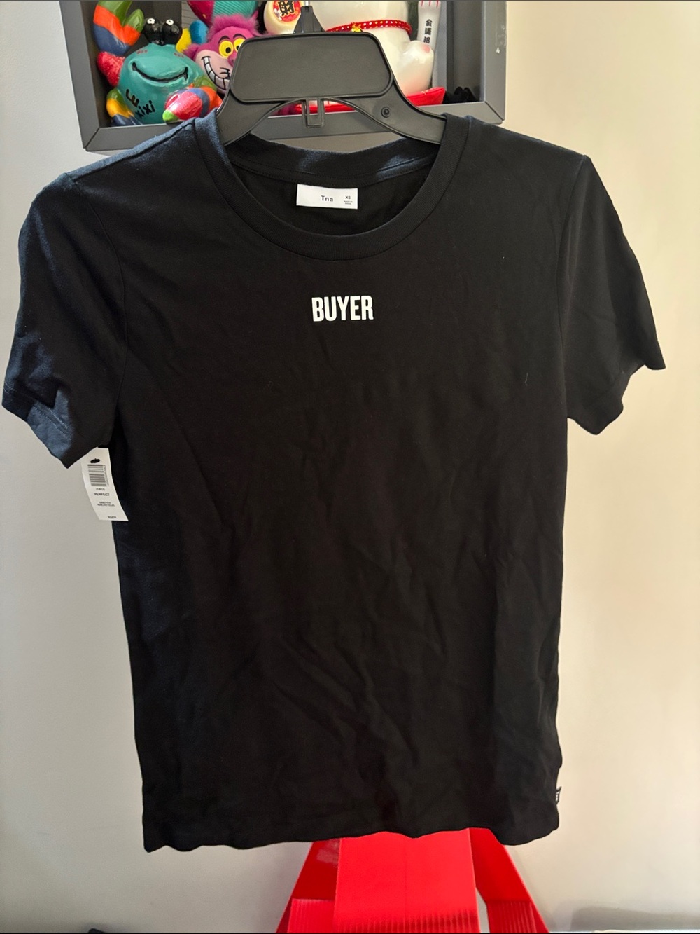 NWT！aritzia tna Black 'BUYER' Graphic Tee
